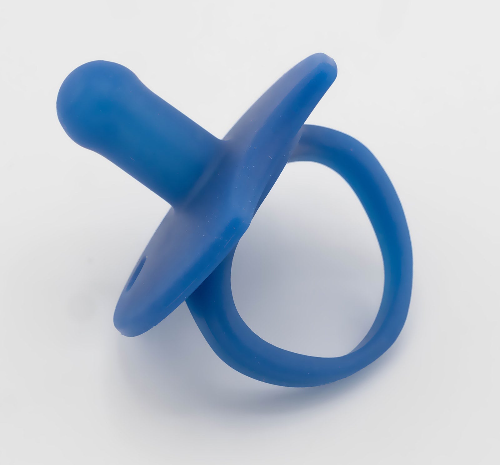 Classic Baby Pacifiers NoseNook™ Aviator Glow 2 Pack Lily Bean