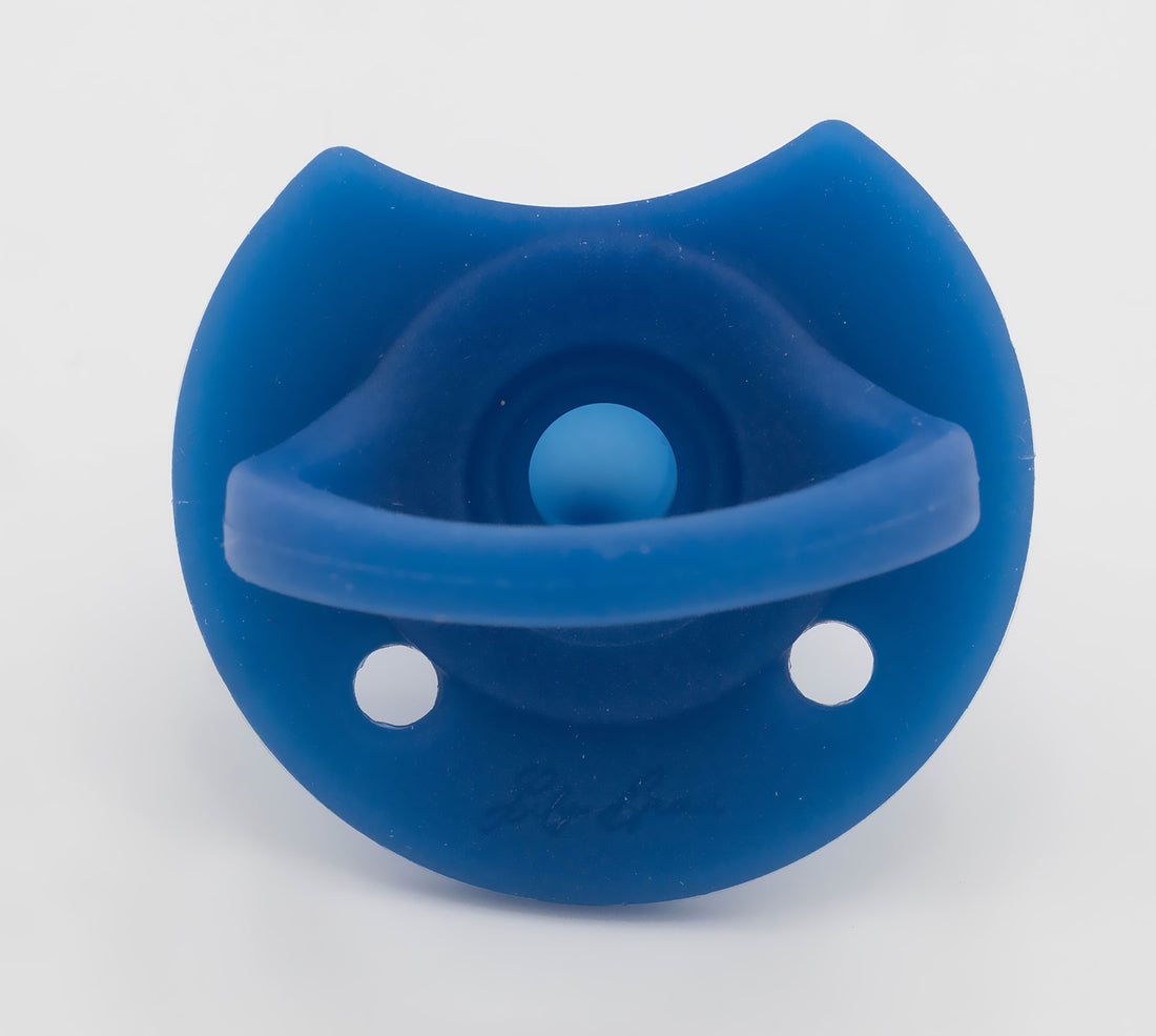 Classic Baby Pacifiers | NoseNook™ | Aviator | Glow | 2 Pack